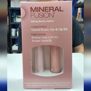 Mineral Fusion Natural Black Mascara 9ml & Paris Lippy 4.5ml New